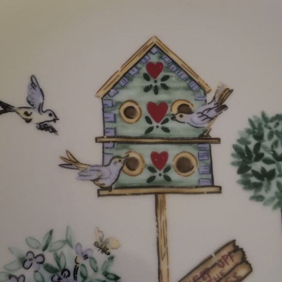 Thomson Pottery Birdhouse Dinner Plates Birds House Red Hearts Blue Jay set of 2 - Picture 4 of 9
